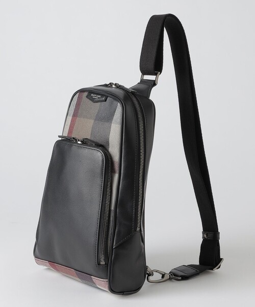 ブラックレーベルクレストブリッジ　ボディバッグ　ショルダーバッグ シュリンクレザーボディバッグ（バッグ）｜BLACK LABEL