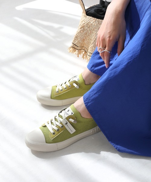 Bou Jeloud(ブージュルード)の「GENUINスニーカー(スニーカー・レディース・アイボリー/A/ブラック/ライトグリーン・24.5/24/23.5)」の1枚目の写真