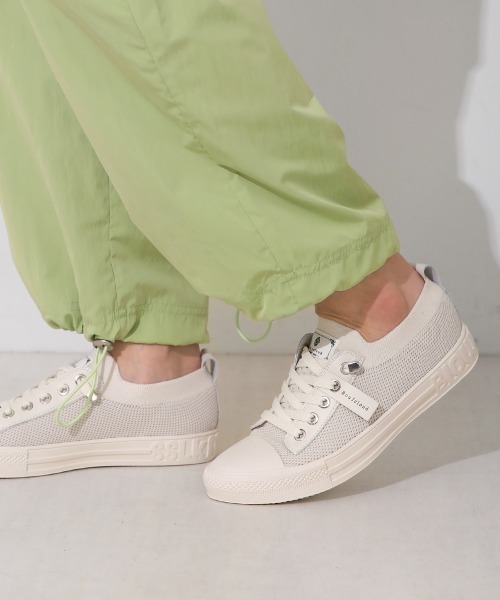 Bou Jeloud(ブージュルード)の「GENUINスニーカー(スニーカー・レディース・アイボリー/A/ブラック/ライトグリーン・24.5/24/23.5)」の7枚目の写真