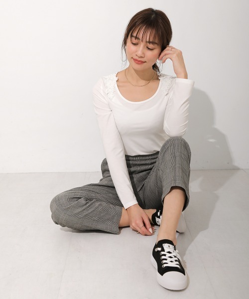 Bou Jeloud(ブージュルード)の「GENUINスニーカー(スニーカー・レディース・アイボリー/A/ブラック/ライトグリーン・24.5/24/23.5)」の9枚目の写真