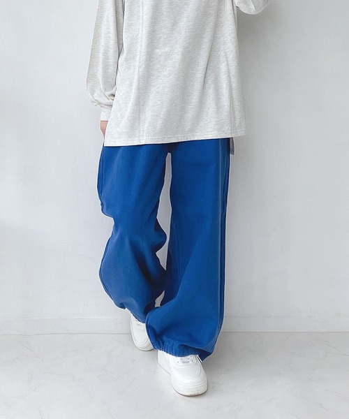 AS KNOW AS plus（アズノゥアズプラス）の「○ワイドジョガーパンツ（その他パンツ・レディース・ブラック/オフホワイト/カーキ/ブルー・FREE）」の4枚目の写真