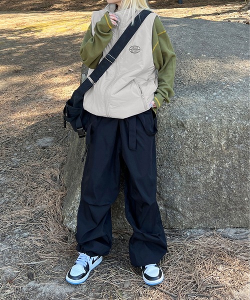 sedacle(セダクル)の「スタンドネックベスト(ベスト・メンズ・ブラック/アイボリー・MEDIUM/LARGE)」の6枚目の写真