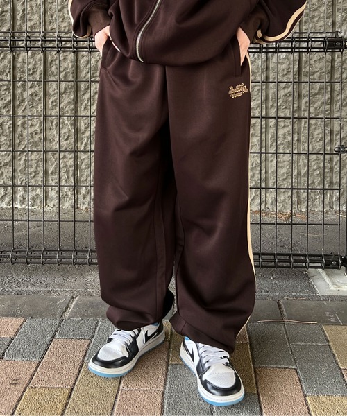 sedacle（セダクル）の「ダブルライントラックパンツ【SETUP着用可能】　ストリート/オーバーサイズ/ユニセックス（その他パンツ・メンズ・サックスブルー/ベージュ/ブラウン・MEDIUM/LARGE）」の2枚目の写真