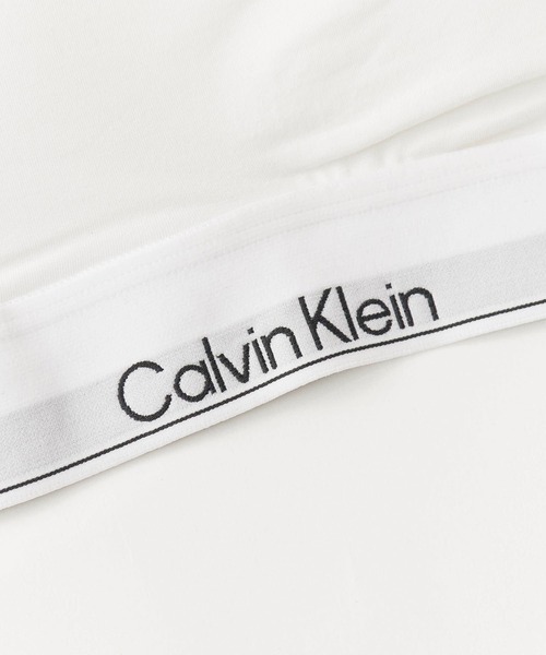 Calvin Klein（カルバン・クライン）の「Calvin Klein/カルバンクライン LGHT LINED BRALETTE リピートロゴ レーサーバック ブラレット（スポーツブラ・レディース・ブラック/グレー/ホワイト/ブラック系/ライム・L/S/M/XL/XS）」の12枚目の写真