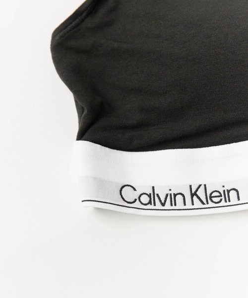 Calvin Klein（カルバン・クライン）の「Calvin Klein/カルバンクライン LGHT LINED BRALETTE リピートロゴ レーサーバック ブラレット（スポーツブラ・レディース・ブラック/グレー/ホワイト/ブラック系/ライム・L/S/M/XL/XS）」の9枚目の写真