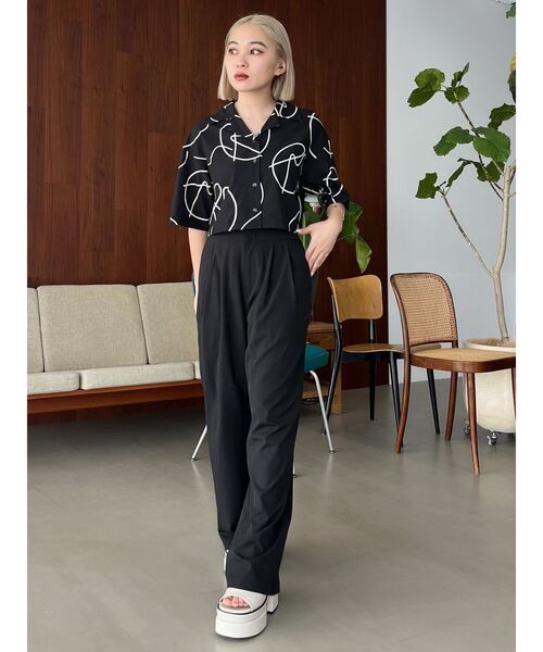 EMODA（エモダ）の「オーバーショートシャツ（シャツ/ブラウス・レディース・ベージュ/ブラック/その他/ブルー・FREE）」の9枚目の写真