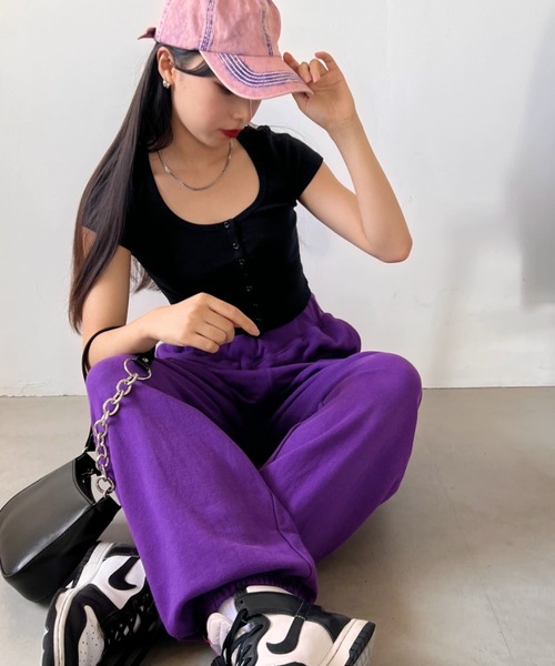 Niell(ニール)の「【S ~XXLサイズ対応】カラー ワイド ルーズ ビッグ オーバーサイズ スウェットパンツ(スウェットパンツ・レディース・パープル/イエロー/オートミール/ホワイト/レッド/ピンク/グリーン/グレー/ターコイズブルー/ブラック/アイボリー/ブルー/ダークグリーン/ネイビー/バーガンディー・S/M/L/XL/XXL)」の22枚目の写真