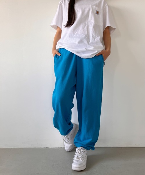 Niell(ニール)の「【S ~XXLサイズ対応】カラー ワイド ルーズ ビッグ オーバーサイズ スウェットパンツ(スウェットパンツ・レディース・パープル/イエロー/オートミール/ホワイト/レッド/ピンク/グリーン/グレー/ターコイズブルー/ブラック/アイボリー/ブルー/ダークグリーン/ネイビー/バーガンディー・S/M/L/XL/XXL)」の20枚目の写真