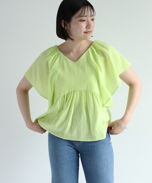 cepo(セポ)の「バックシャンフレアスリーブブラウス(シャツ/ブラウス・レディース・オフホワイト/レッド/ライム・M)」の3枚目の写真