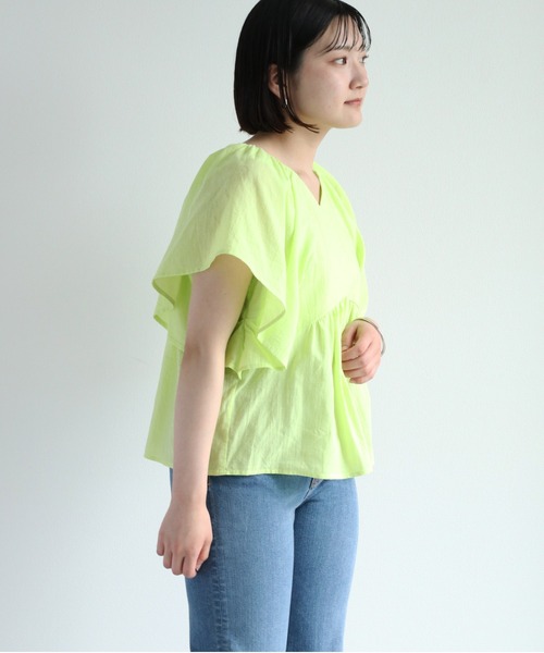 cepo(セポ)の「バックシャンフレアスリーブブラウス(シャツ/ブラウス・レディース・オフホワイト/レッド/ライム・M)」の18枚目の写真