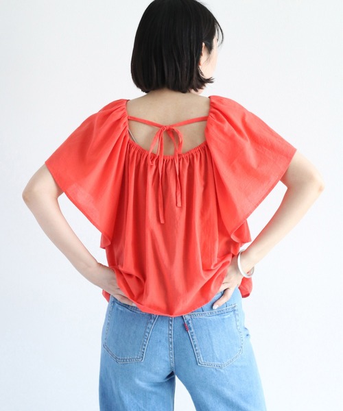 cepo(セポ)の「バックシャンフレアスリーブブラウス(シャツ/ブラウス・レディース・オフホワイト/レッド/ライム・M)」の8枚目の写真