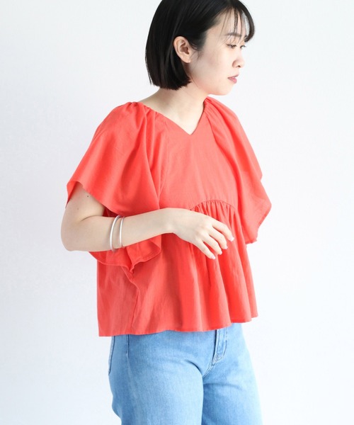 cepo(セポ)の「バックシャンフレアスリーブブラウス(シャツ/ブラウス・レディース・オフホワイト/レッド/ライム・M)」の7枚目の写真