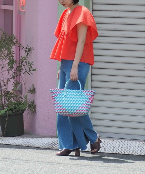 cepo(セポ)の「バックシャンフレアスリーブブラウス(シャツ/ブラウス・レディース・オフホワイト/レッド/ライム・M)」の14枚目の写真