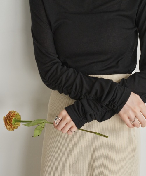 ギャザーハイネックシアートップス（Tシャツ/カットソー）｜hinari