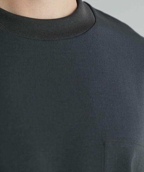 UNITED TOKYO（ユナイテッドトウキョウ）の「Dry air Tee（Tシャツ/カットソー・メンズ・ブラック/ダークブラウン/グレー・2/1）」の11枚目の写真