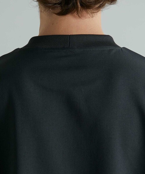 UNITED TOKYO（ユナイテッドトウキョウ）の「Dry air Tee（Tシャツ/カットソー・メンズ・ブラック/ダークブラウン/グレー・2/1）」の13枚目の写真