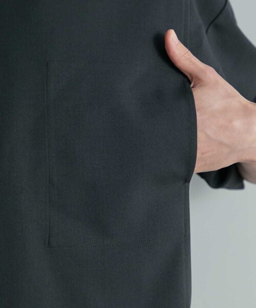 UNITED TOKYO（ユナイテッドトウキョウ）の「Dry air Tee（Tシャツ/カットソー・メンズ・ブラック/ダークブラウン/グレー・2/1）」の15枚目の写真