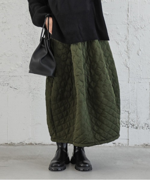 AMELY(エミリー)の「キルティングコクーンスカート(スカート・レディース・カーキ/ブラック・M/L)」の7枚目の写真