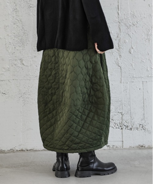 AMELY(エミリー)の「キルティングコクーンスカート(スカート・レディース・カーキ/ブラック・M/L)」の9枚目の写真