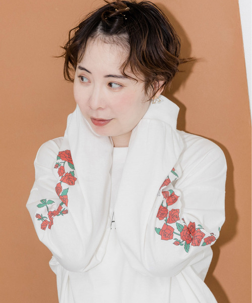 ScoLar Parity（スカラーパリティ）の「333019：タロットのカップで入浴中 パリティのクマ ロングスリーブTシャツ（Tシャツ/カットソー・レディース・オフホワイト/マスタード/ブラック・M）」の9枚目の写真