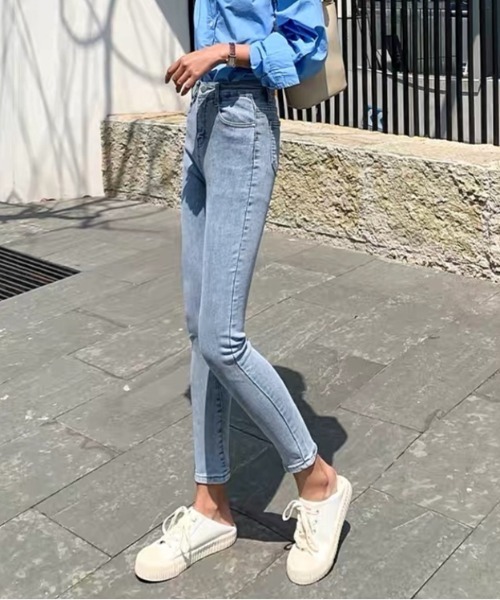 LADY LIKE（レディライク）の「ストレッチスキニーデニム（デニムパンツ・レディース・ブラック/ブルー/ネイビー/ダークグレー・S/L/M）」の12枚目の写真
