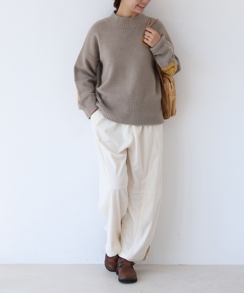 sanpo kuschel(サンポクシェル)の「魔法のまるみパンツ(その他パンツ・レディース・グレー/ホワイト・FREE)」の2枚目の写真