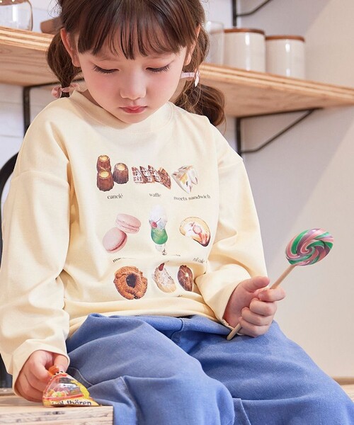 aBity select(アビティセレクト)の「スイーツ / アニマル(犬/猫) プリント ロゴ スパンフライス長袖Tシャツ(Tシャツ/カットソー・キッズ・杢グレー/ベージュ/アイボリー・110/90/100/120)」の2枚目の写真