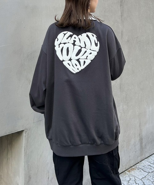 INGNI（イング）の「ハーフZIP襟配色BACKサガラハートチュニック（スウェット・レディース・グレー/チャコールグレー/オートミール・M）」の11枚目の写真