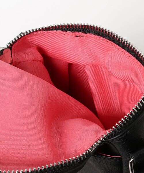 COMMON WARE(コモンウェアー)の「EM: cheek egg pouch shoulder チーク エッグポーチショルダー(ショルダーバッグ・レディース・アイボリー/ブルー/グリーン/ブラック・FREE)」の21枚目の写真