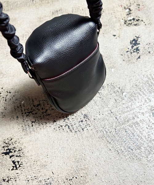 COMMON WARE(コモンウェアー)の「EM: cheek egg pouch shoulder チーク エッグポーチショルダー(ショルダーバッグ・レディース・アイボリー/ブルー/グリーン/ブラック・FREE)」の8枚目の写真