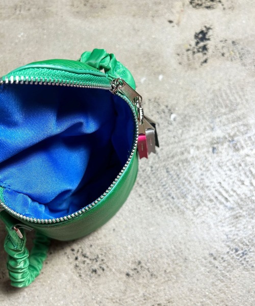 COMMON WARE(コモンウェアー)の「EM: cheek egg pouch shoulder チーク エッグポーチショルダー(ショルダーバッグ・レディース・アイボリー/ブルー/グリーン/ブラック・FREE)」の10枚目の写真