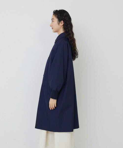 conges payes ADIEU TRISTESSE(コンジェ ペイエ アデュートリステス)の「リブ袖ライナー付きコート(ステンカラーコート・レディース・ベージュ/ネイビー・38)」の8枚目の写真