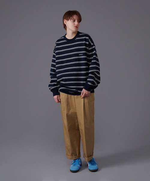 ONCILY(オンシェリー)の「BORDER LOOSE SWEAT / ボーダールーズスウェット(スウェット・メンズ・ネイビー/ベージュ・LARGE/MEDIUM)」の7枚目の写真