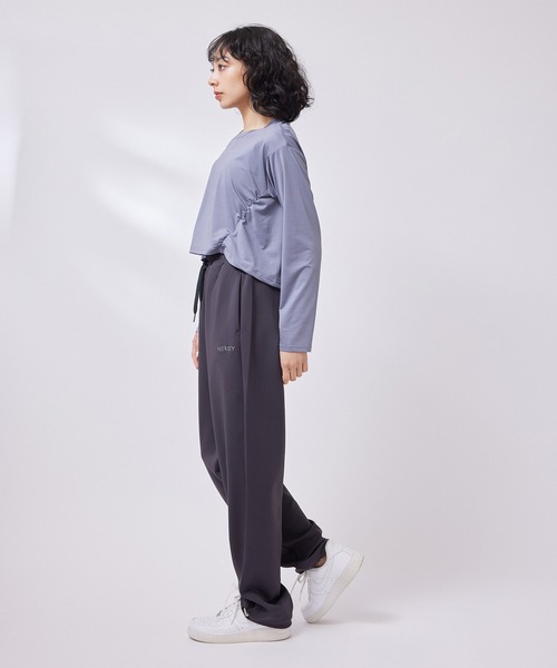 NERGY(ナージー)の「シャーリングロングスリーブTシャツ(Tシャツ/カットソー・レディース・ブラック/キナリ/ブルー系その他4・FREE)」の15枚目の写真