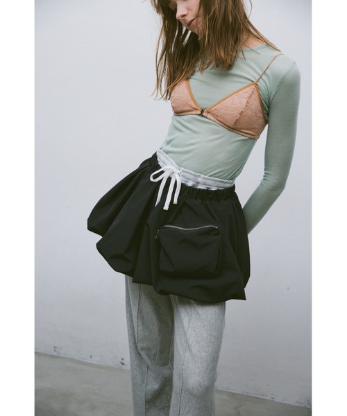 un/neu（アンノイ）の「マルチウェイアウトポケットビスチェ（キャミソール・レディース・シルバー/ホワイト/ブラック・FREE）」の15枚目の写真