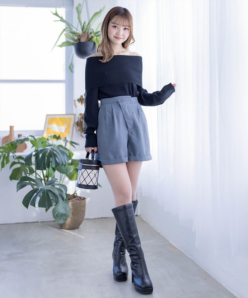 clear（クリア）の「≪再入荷≫オフショル長袖ニットトップス［フェミニン 着回し抜群 スタイルアップ］（ニット/セーター・レディース・ブラック/オフホワイト/ブラック×ホワイト・F）」の18枚目の写真