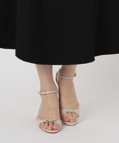 美品♡IENA【NEBULONI E./ネブローニ】リボンストラップサンダル36 美品♡IENA【NEBULONI E./ネブローニ】リボンストラップサンダル