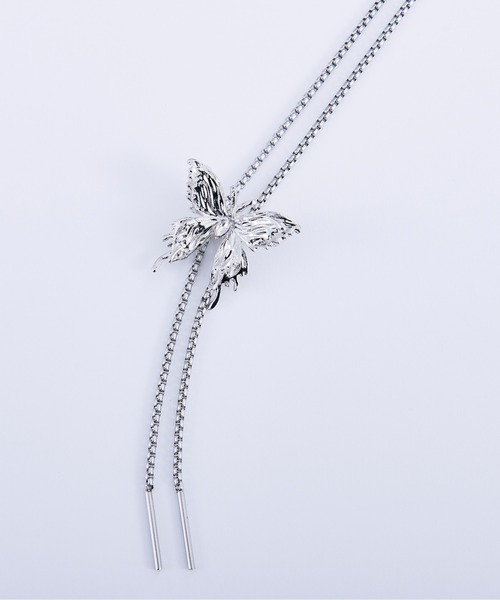 Ellno Loset(エルノロゼット)の「バタフライループタイ(ネックレス・メンズ・シルバー・FREE)」の4枚目の写真