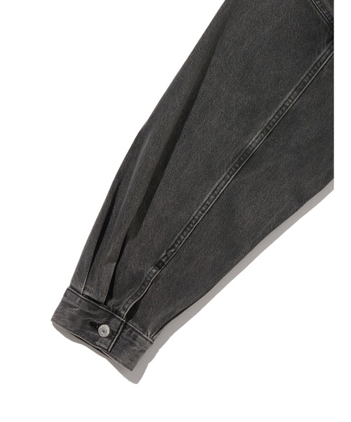 Levi's（リーバイス）の「Levi's/リーバイス XL WOMEN'Sトラッカージャケット（デニムジャケット・レディース・ブラック/インディゴブルー/ダークインディゴブルー・M/XS/XX-SMALL/S）」の7枚目の写真