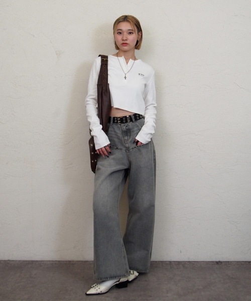 WHO'S WHO gallery（フーズフーギャラリー）の「【SLOPPY/スロッピー】フューチャーロゴヘンリーネックトップス（Tシャツ/カットソー・レディース・チャコールグレー/グレー/オフホワイト/ライトグレー/ブラック・FREE）」の10枚目の写真