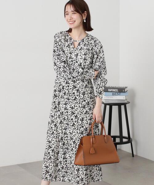 N.(N. Natural Beauty Basic)(エヌエヌナチュラルビューティーベーシック)の「◆【S Size Line】Vオープンカラーワンピース(ワンピース・レディース・ホワイト系その他/ベージュ/ブルー・SMALL/MEDIUM)」の13枚目の写真