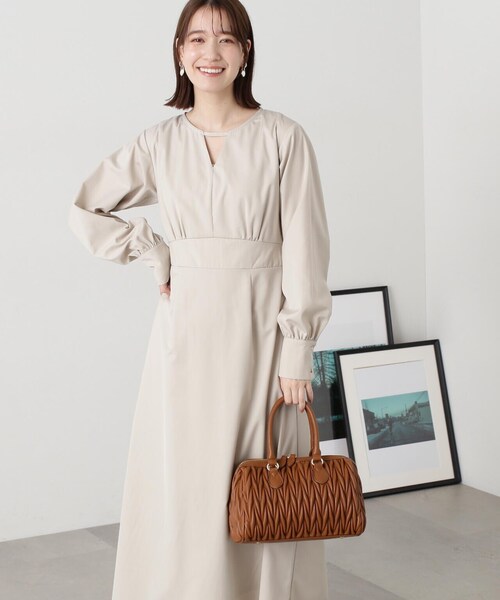 N.(N. Natural Beauty Basic)(エヌエヌナチュラルビューティーベーシック)の「◆【S Size Line】Vオープンカラーワンピース(ワンピース・レディース・ホワイト系その他/ベージュ/ブルー・SMALL/MEDIUM)」の22枚目の写真