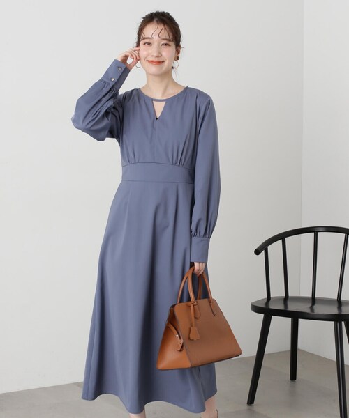 N.(N. Natural Beauty Basic)(エヌエヌナチュラルビューティーベーシック)の「◆【S Size Line】Vオープンカラーワンピース(ワンピース・レディース・ホワイト系その他/ベージュ/ブルー・SMALL/MEDIUM)」の9枚目の写真