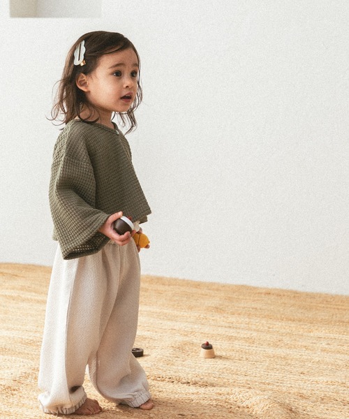 sea and shells by pairmanon（シーアンドシェルズバイペアマノン）の「【sea and shells by pairmanon】リラックスパンツ（その他ベビーウェア・キッズ・ベージュ/ホワイト系その他/カーキ・110/90/100/80）」の5枚目の写真