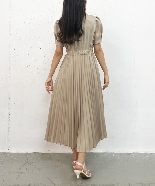 Cheek（チーク）の「配色フリルプリーツボウタイワンピース（ワンピース・レディース・ベージュ/ネイビー/アイボリー/サックスブルー・MEDIUM）」の22枚目の写真