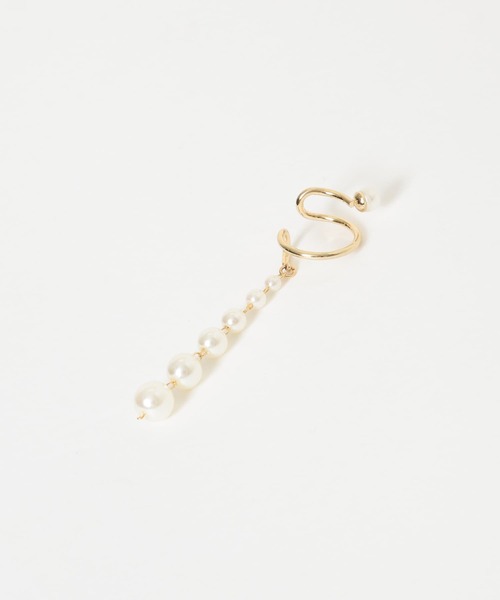SMELLY（スメリー）の「グラデーションパールドロップイヤカフ（イヤーカフ・レディース・ゴールド系その他・-）」の4枚目の写真