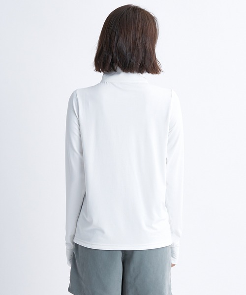 ROXY（ロキシー）の「AURORA STAND/ロキシー長袖ジップアップラッシュガード(水着）（ラッシュガード・レディース・ネイビー/ホワイト/ピンク/オフホワイト/カーキ/ブラック・SMALL/MEDIUM/LARGE）」の11枚目の写真