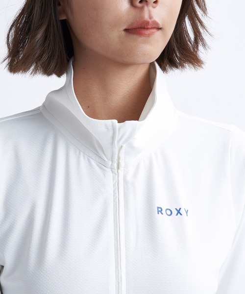 ROXY（ロキシー）の「AURORA STAND/ロキシー長袖ジップアップラッシュガード(水着）（ラッシュガード・レディース・ネイビー/ホワイト/ピンク/オフホワイト/カーキ/ブラック・SMALL/MEDIUM/LARGE）」の12枚目の写真