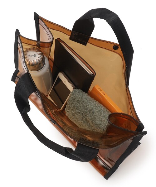 GALLEST（ギャレスト）の「【KiU】PVCハンドトートバッグ（トートバッグ・レディース・ダークブラウン・00）」の7枚目の写真