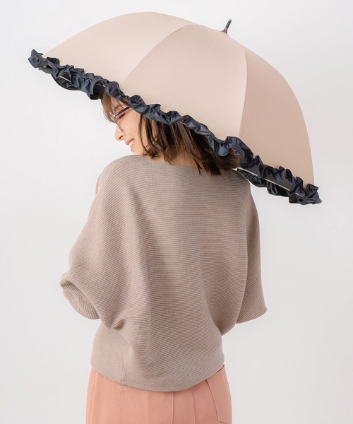 macocca(マコッカ)の「完全遮光 遮光率100% UVカット率100% 晴雨兼用 ショート傘 フリル 50cm(長傘・レディース・グレイッシュベージュ/モカ/オフホワイト/ブラック・FREE)」の2枚目の写真